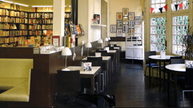 10 librerías cafeterías en Barcelona con mucho encanto 10 librerías cafeterías en Barcelona con mucho encanto