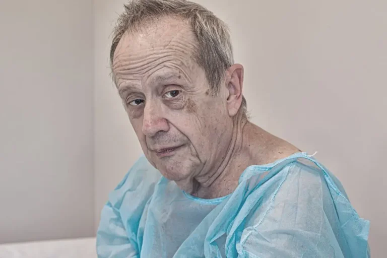 critica Compto cada passa meva sobre la terra Sala Atrium