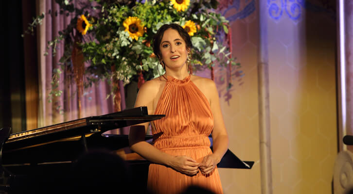 Life Victoria 25 26 Mas Salom operaactual (1)