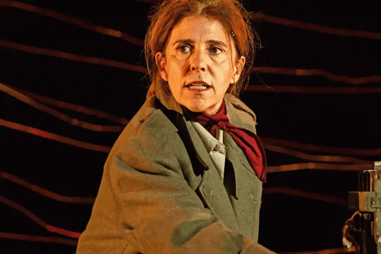 critica Hombre por necesidad 1 (1)