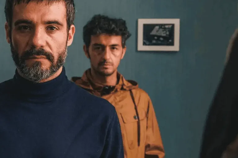 Una casa en la montaña - Heartbreak Hotel