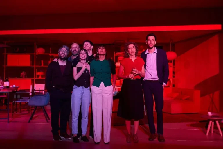 Perfectes desconeguts critica